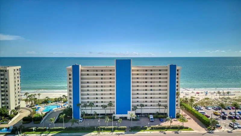 15000 Gulf Blvd #602, FL