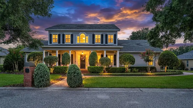 881 Ashton Oaks Cir, FL