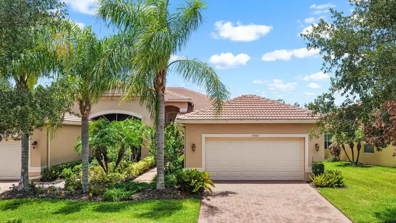 15665 Aurora Lake Cir, FL