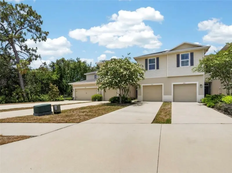 2911 Jacob Crossing Ln, FL