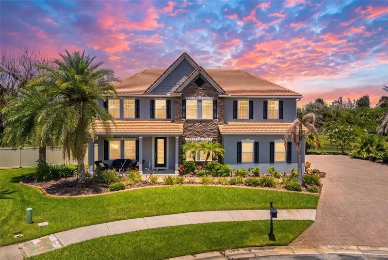608 Mandalay Grove Ct, FL
