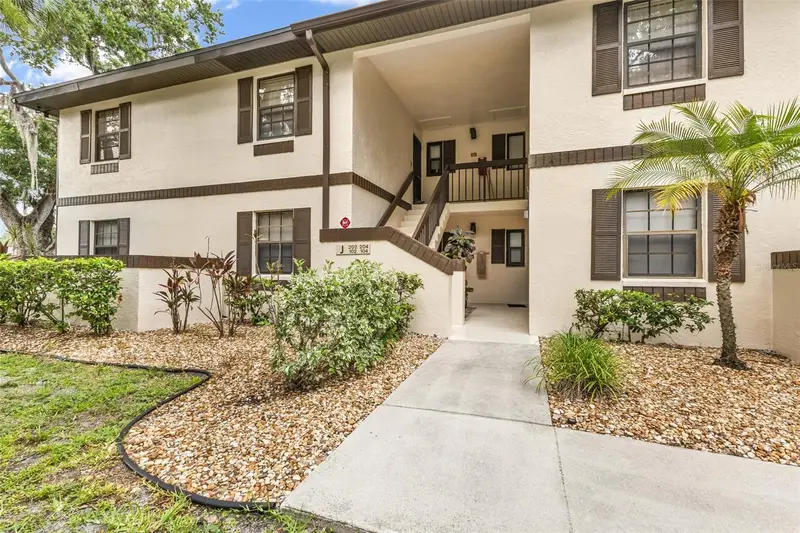 19505 Quesada Ave #J204, FL
