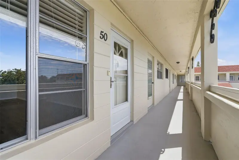 2434 Australia Way E #50, FL