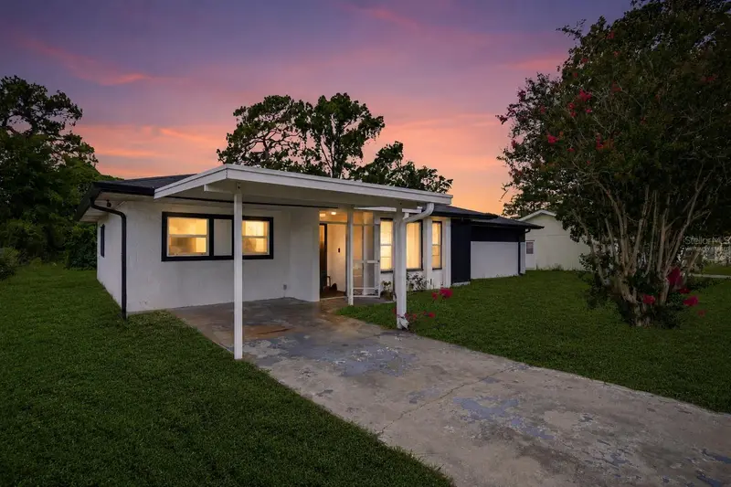 477 Spring Ln, FL