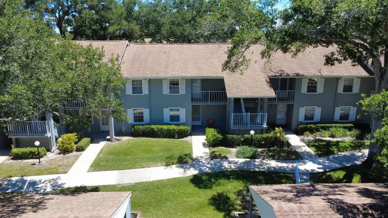 1420 Oak Hill Dr #102, FL