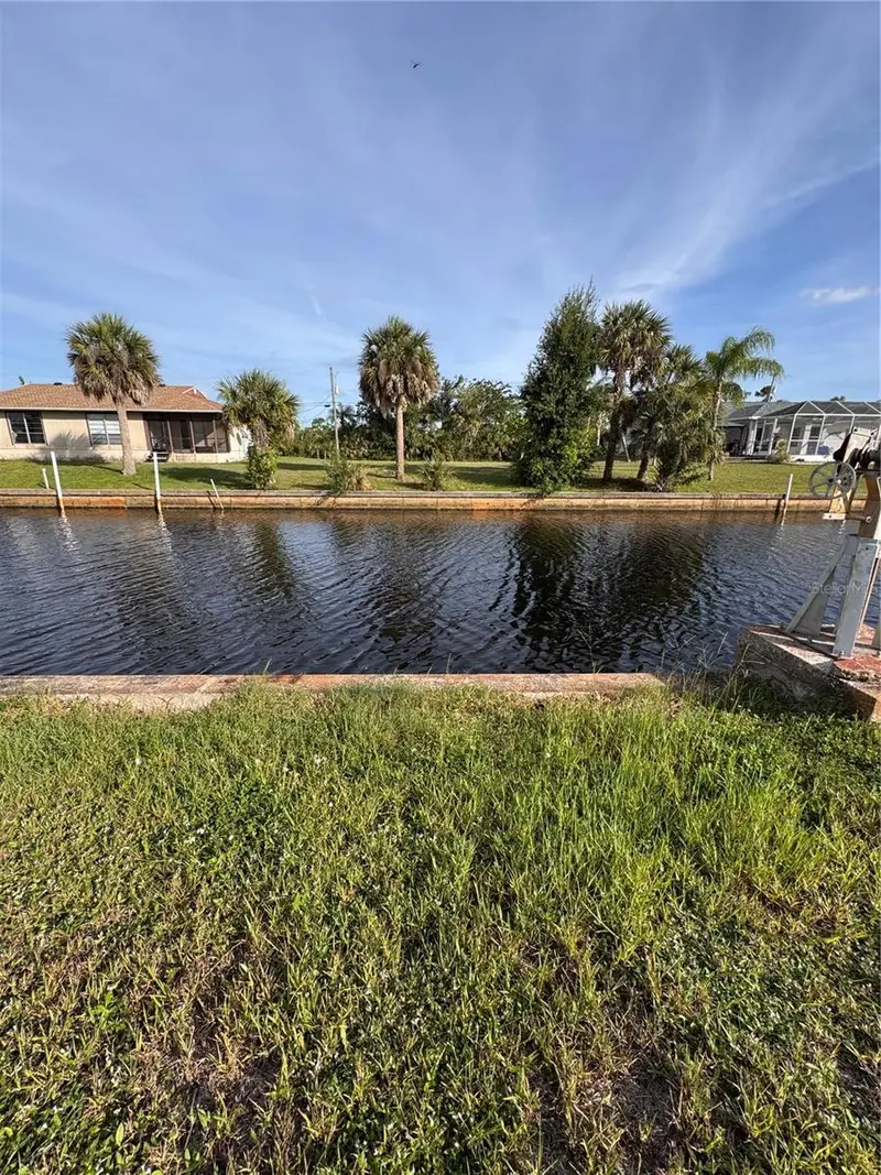 3016 Shannon Dr, FL
