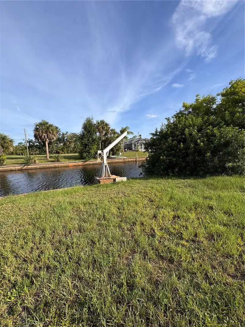 3016 Shannon Dr, FL