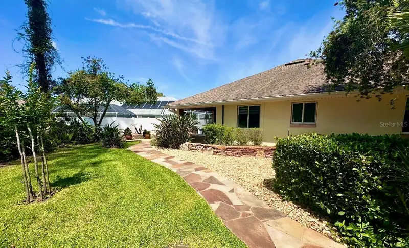 30 Evans Dr, FL