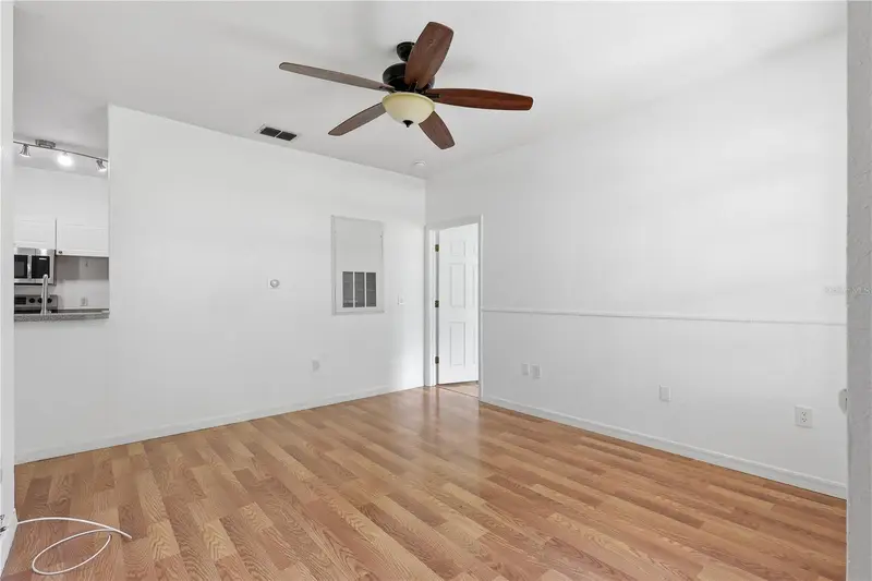 858 Grand Regency Pt #103, FL