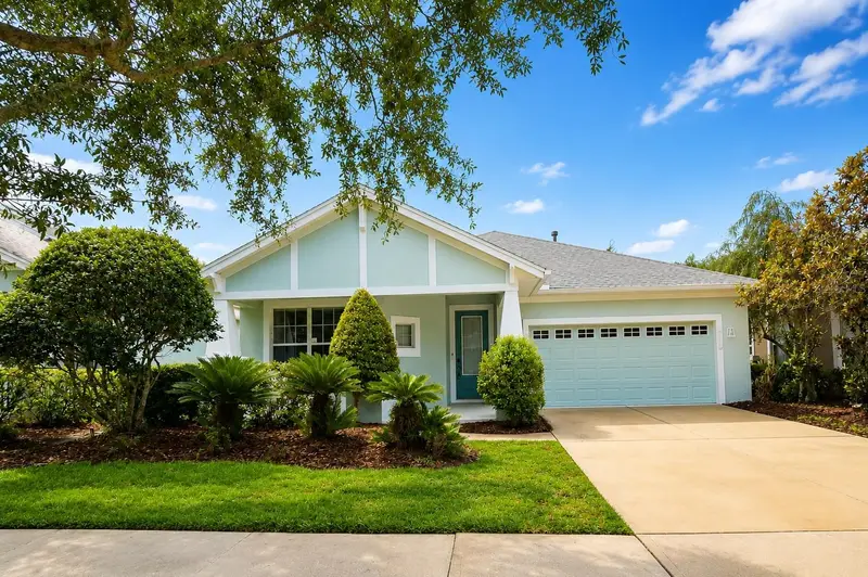 8119 Hampton Lake Dr, FL