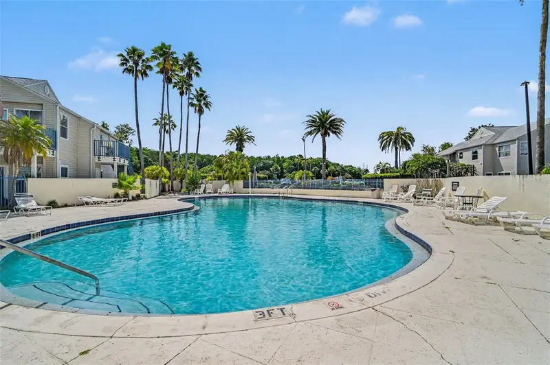 2552 Woodgate Blvd #107, FL