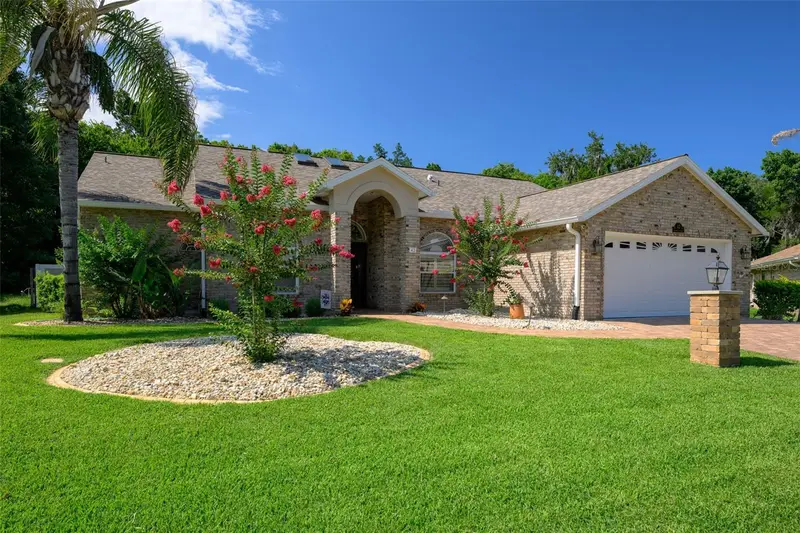 42 Bryan Cave Rd, FL