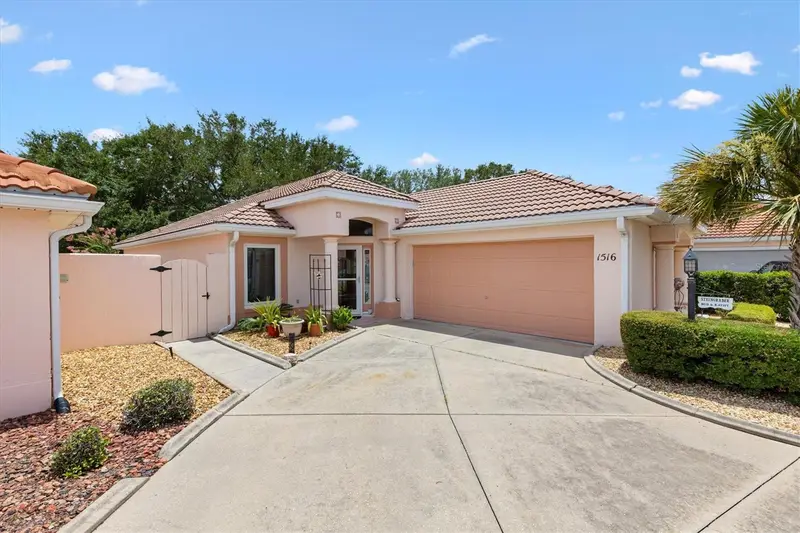 1516 Martinez Dr, FL