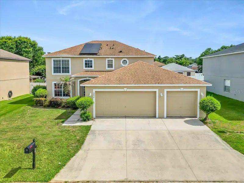 8294 Settlers Creek Loop, FL