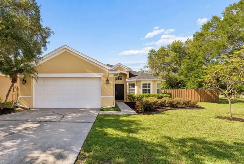 4734 Whispering Wind Ave, FL
