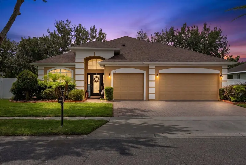 226 Alexandria Place Dr, FL