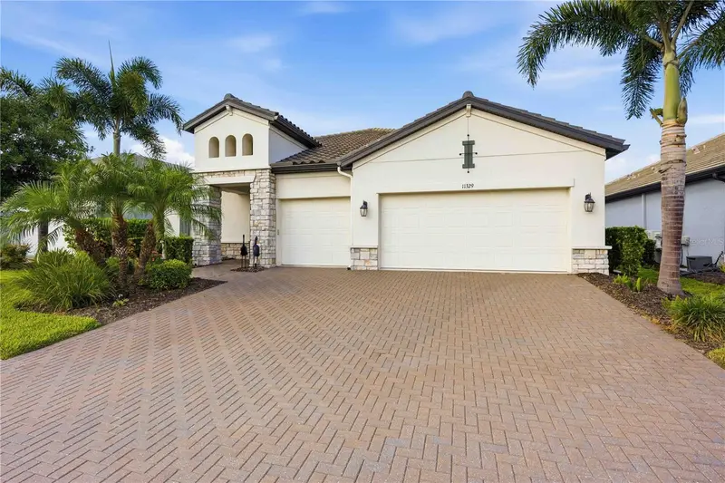 11329 Montserrat Dr, FL