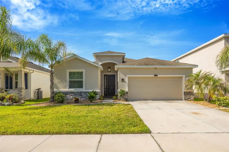 32876 Sand Creek Dr, FL