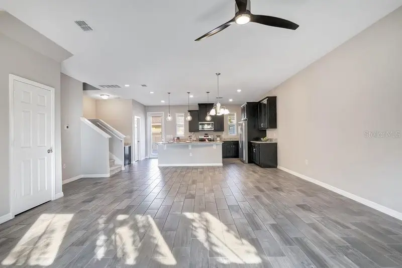 8150 Red Stopper Ln, FL