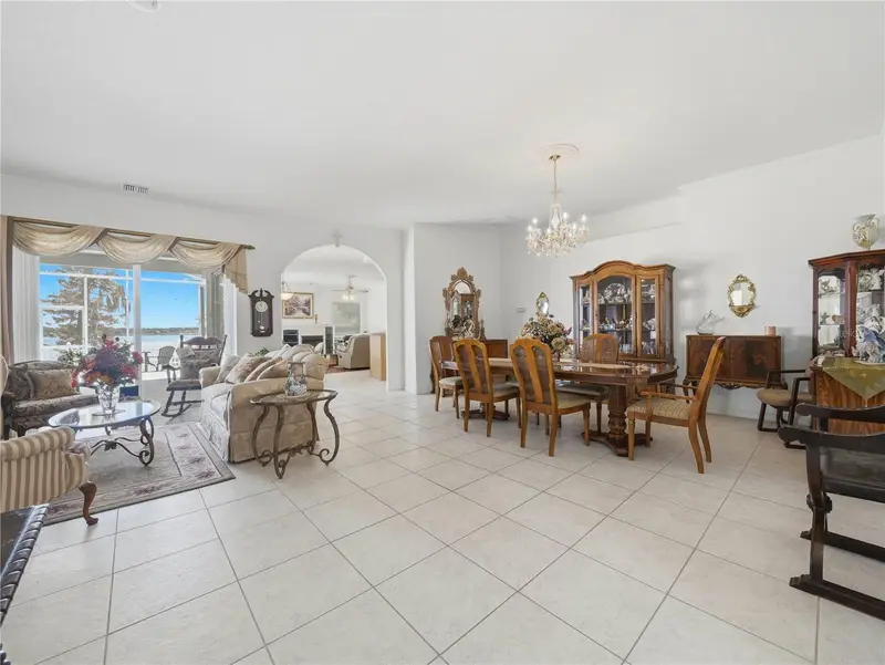118 W Juliana Way, FL