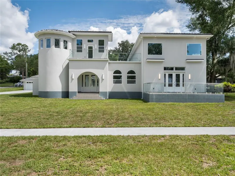 1190 W Lakeshore Dr, FL