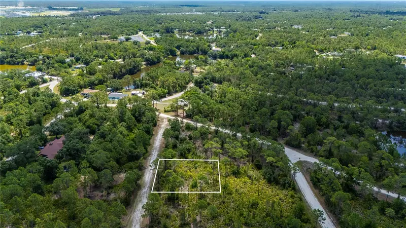 27115 Lacoquina Dr, FL