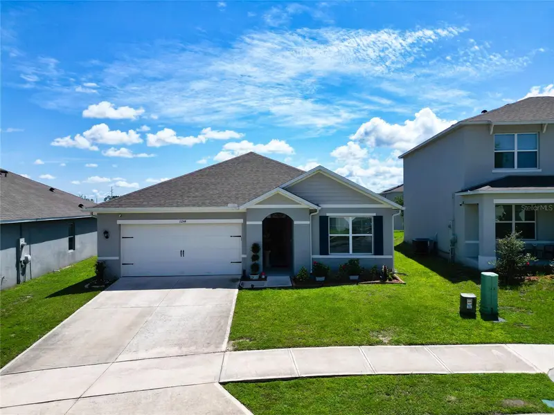11244 Amber Ridge Dr, FL