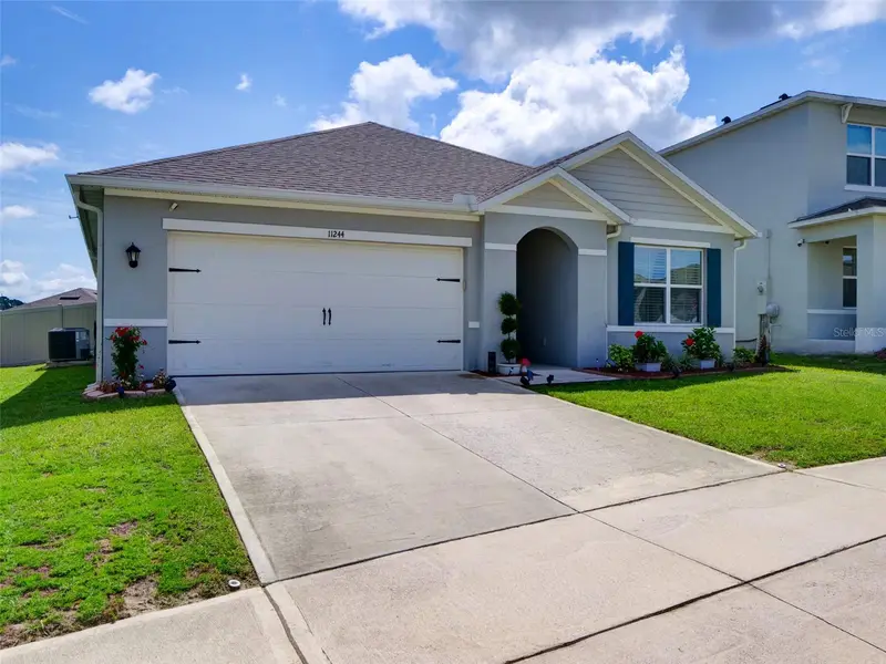 11244 Amber Ridge Dr, FL