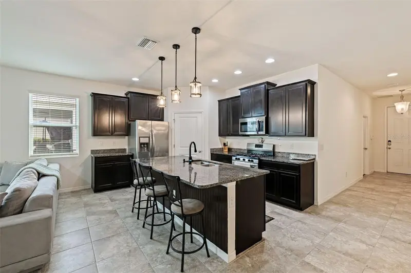 7533 Lantern Park Ave, FL