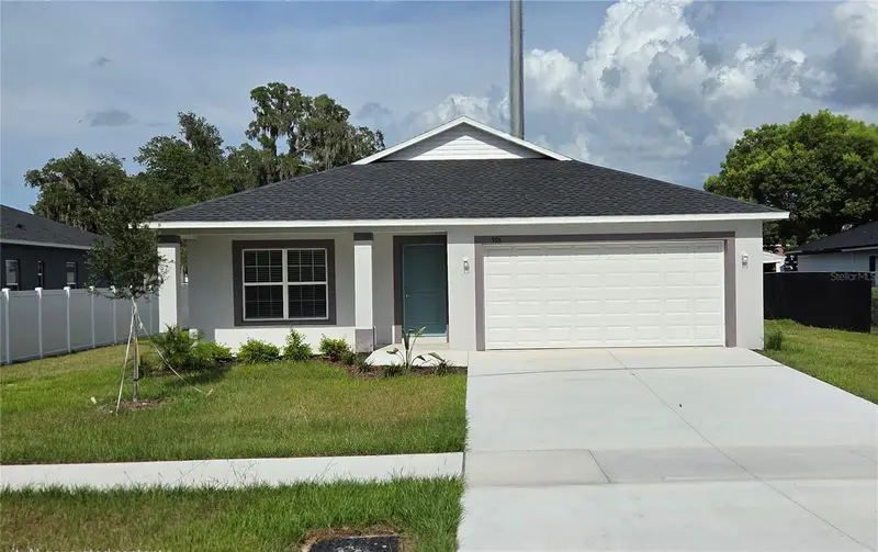 906 7th, FL