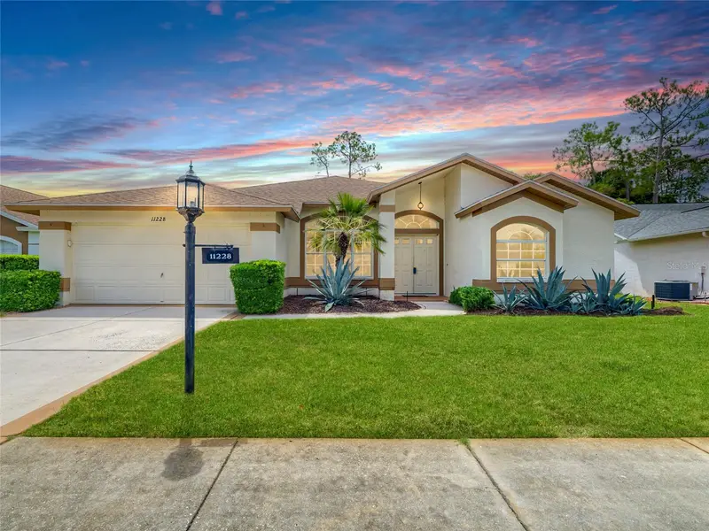 11228 Windrush Cir, FL