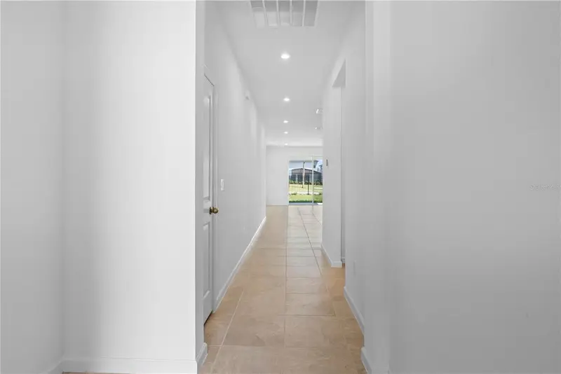 9067 Coral Cape St St, FL