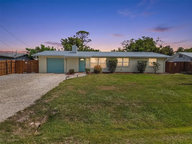1664 Lakeview Pl, FL