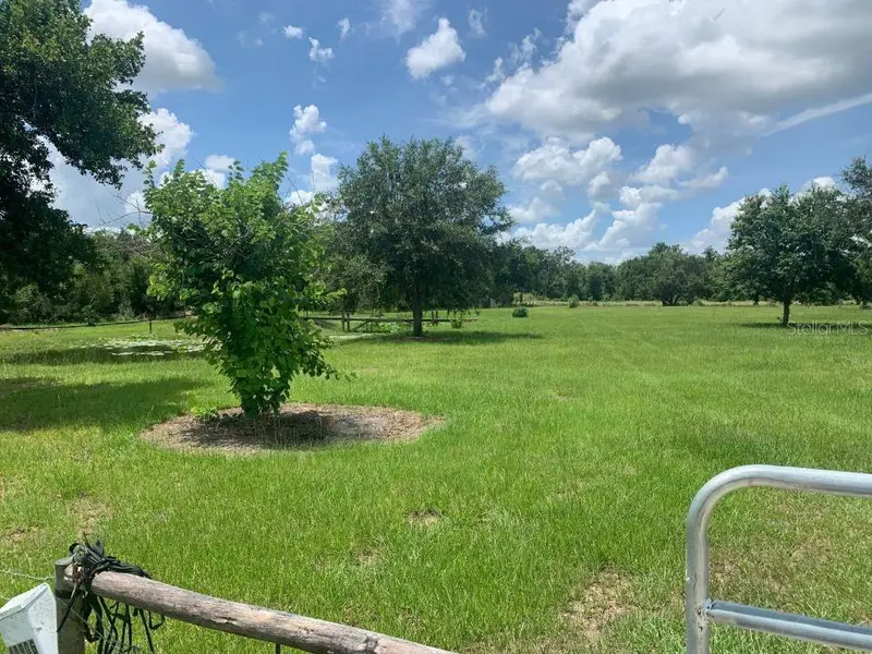 40906 11th Ave E, FL
