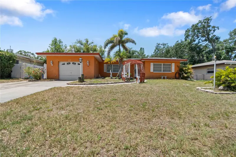 927 Parkwood Dr, FL