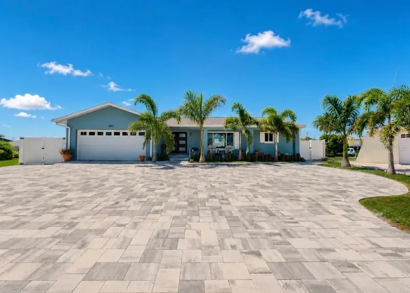 6301 Cottonwood Ln, FL