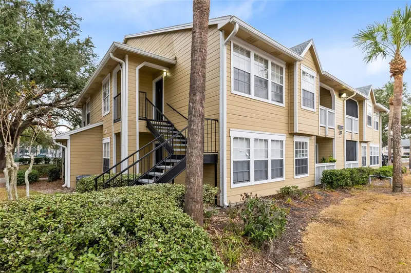 1029 S Hiawassee Rd #2421, FL
