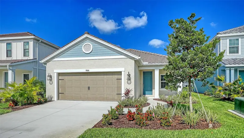 9866 Crystal Isles Cir, FL