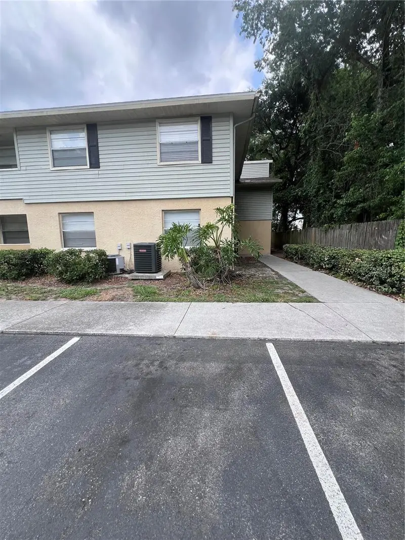 226 Thorn Tree Pl #226, FL