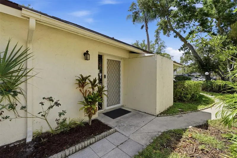 5324 Royal Palm Ave #5324, FL