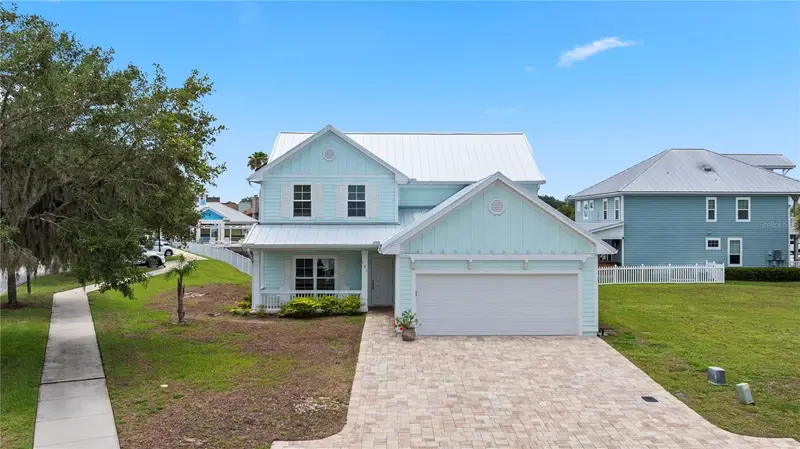 101 Yacht Club Pt, FL