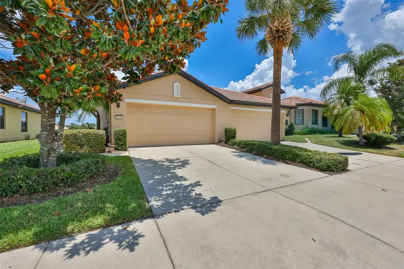 5532 Sunset Falls Dr, FL