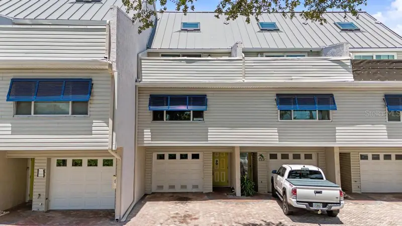 1375 Pinellas Bayway #30, FL