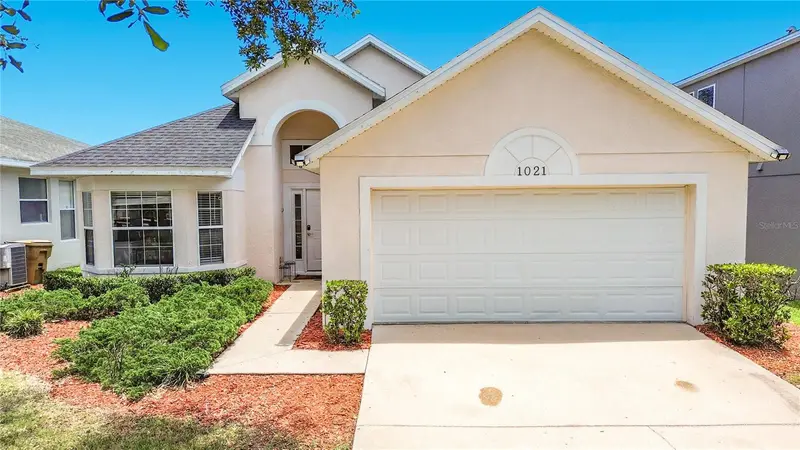 1021 Tourmaline Dr, FL