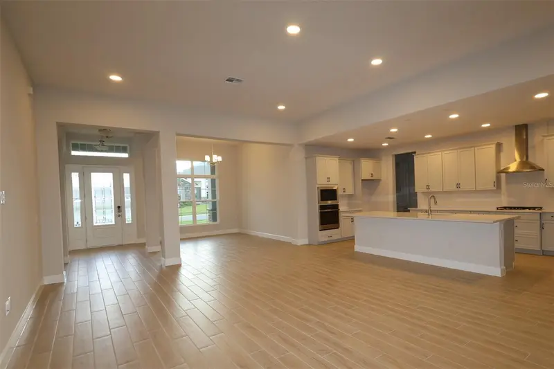 3193 Wolf Lake Ave, FL