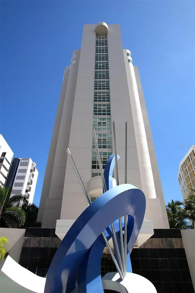 59 Kings Court #601, PR