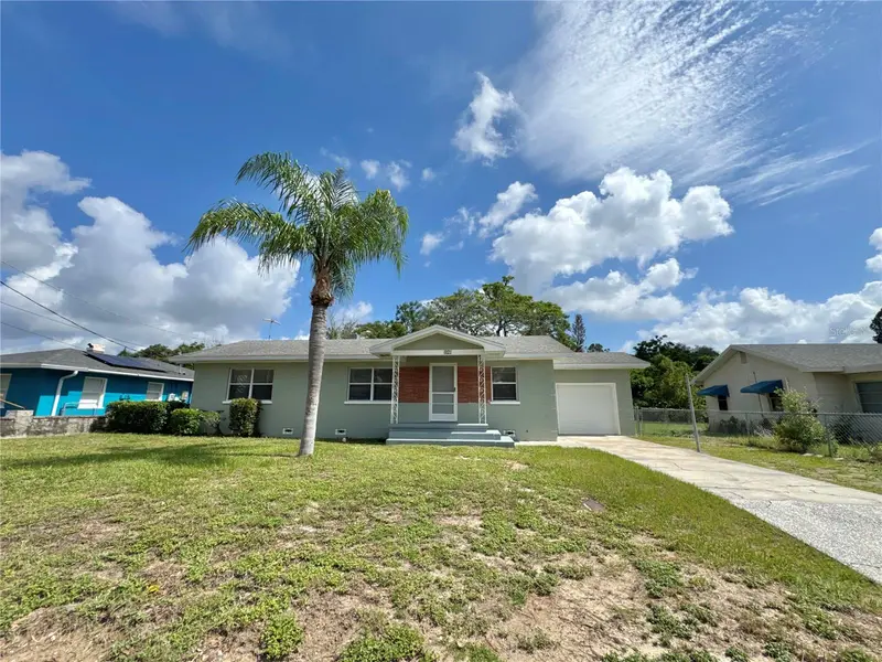 921 Avenue E Ne, FL