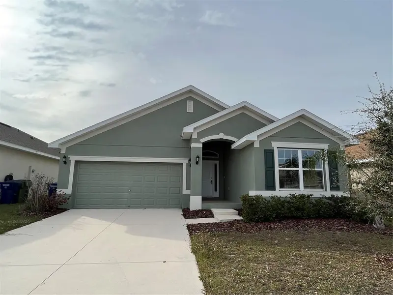 136 Krenson Bay Loop, FL