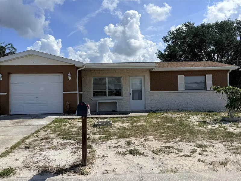 8437 Luray Dr, FL