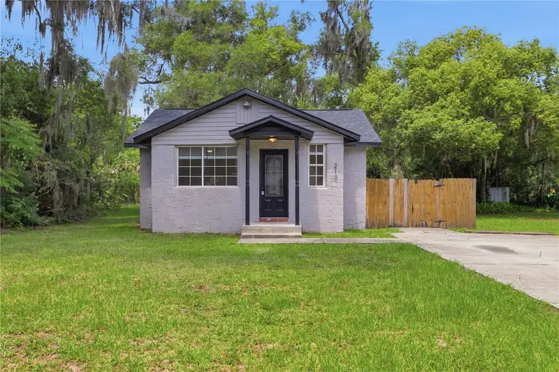 210 Winslow Ave, FL